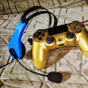 Meet your Posher, Cosmopeaches